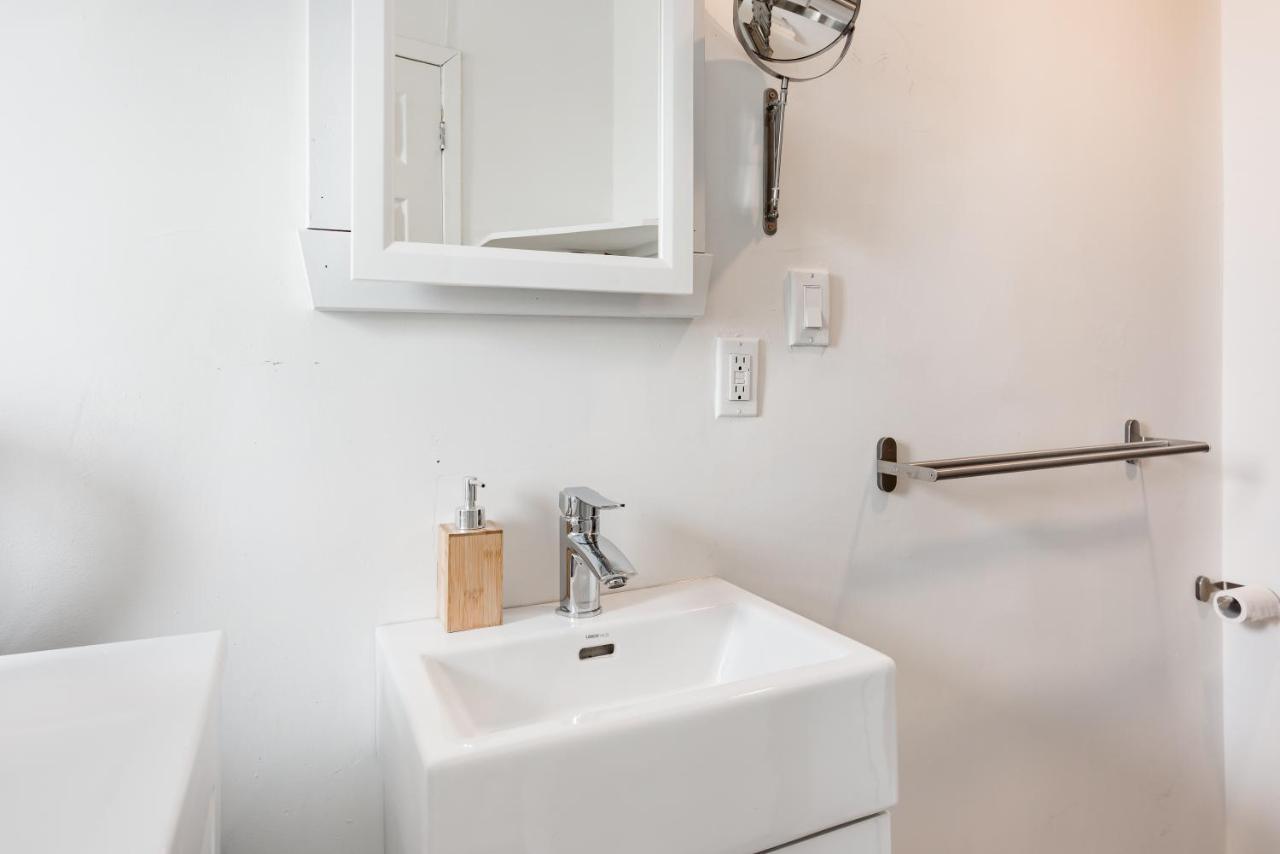 Apartments Near Montreal Olympic Park מראה חיצוני תמונה