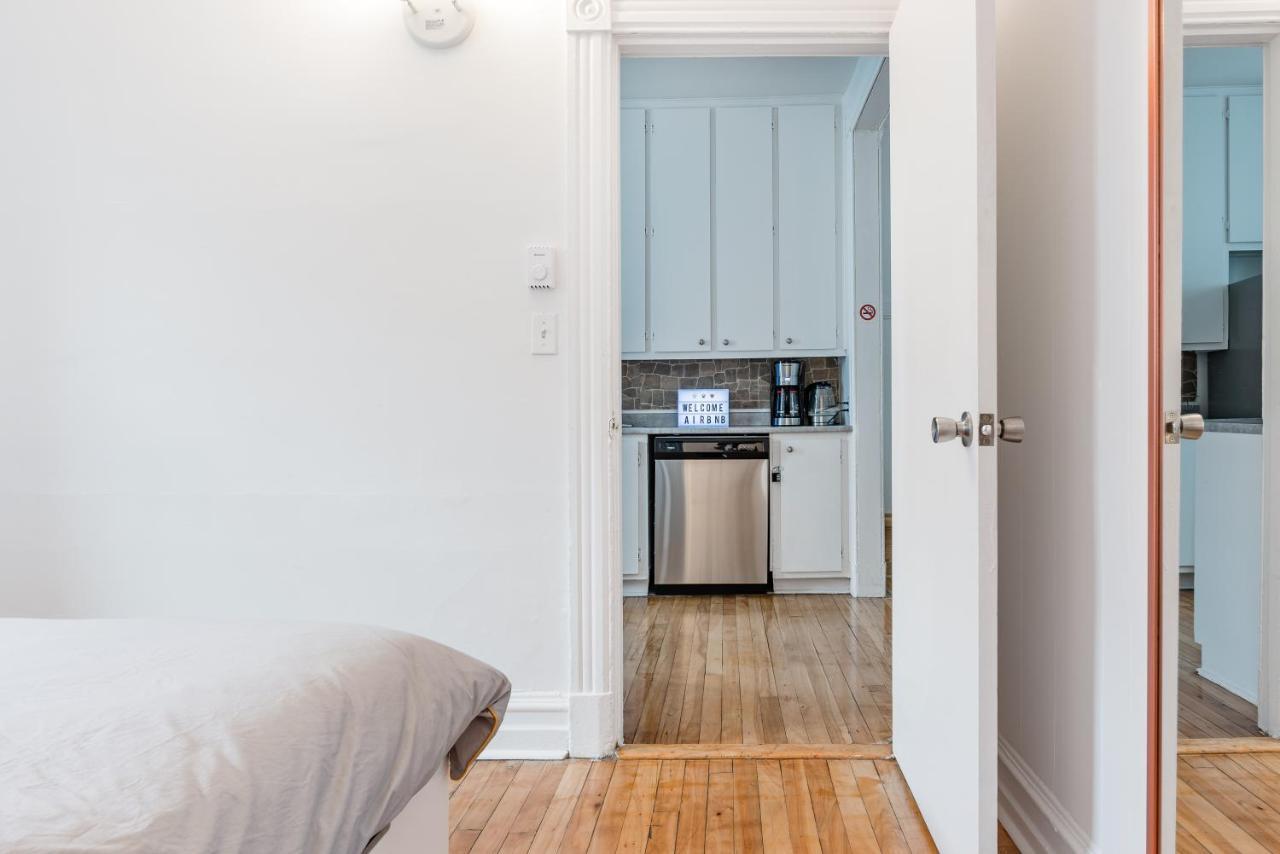 Apartments Near Montreal Olympic Park מראה חיצוני תמונה
