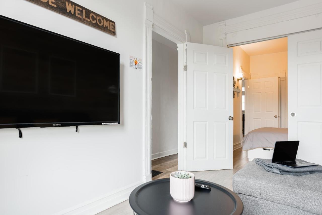 Apartments Near Montreal Olympic Park חדר תמונה